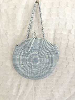 XL Light Blue Round Woven Shoulder Bag Beach 	17”